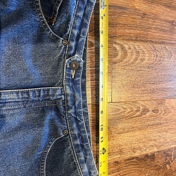 🔥Liz Claiborne, Lizwear Size 6 Denim Skirt  vintage midi - Picture 3 of 5